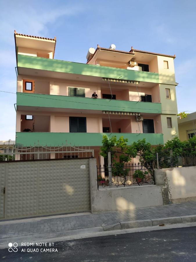Vila Osmenaj Rent Room Or Apartment Vlorë 외부 사진