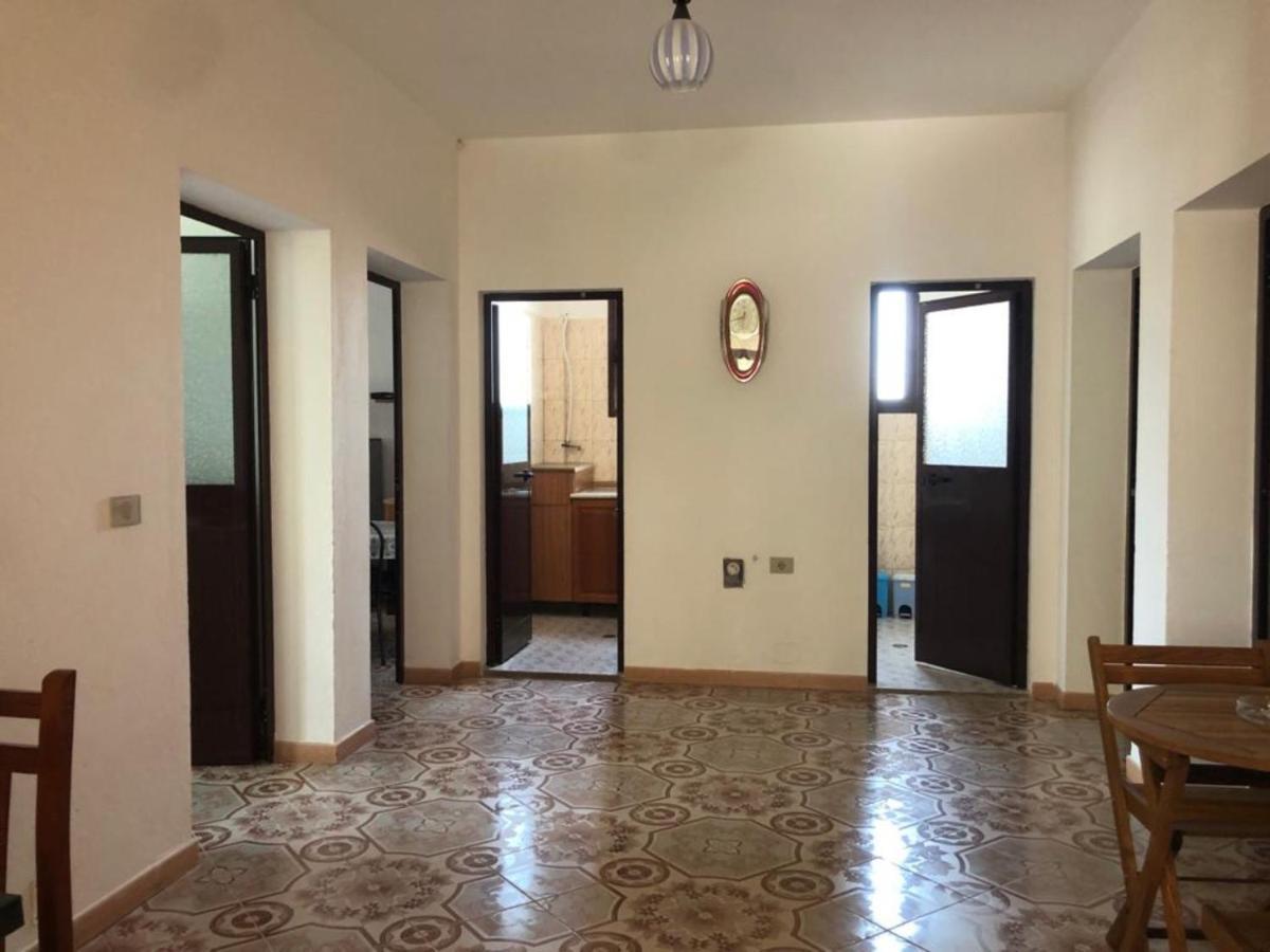 Vila Osmenaj Rent Room Or Apartment Vlorë 외부 사진
