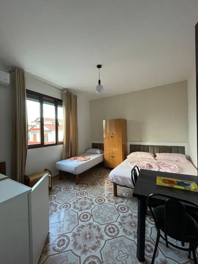 Vila Osmenaj Rent Room Or Apartment Vlorë 외부 사진