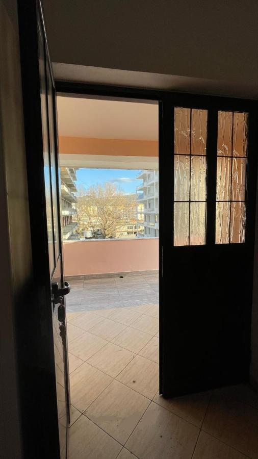 Vila Osmenaj Rent Room Or Apartment Vlorë 외부 사진