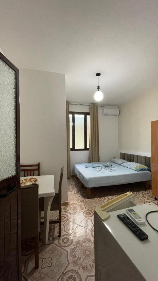 Vila Osmenaj Rent Room Or Apartment Vlorë 외부 사진