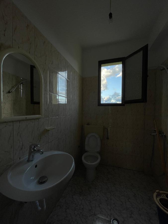 Vila Osmenaj Rent Room Or Apartment Vlorë 외부 사진
