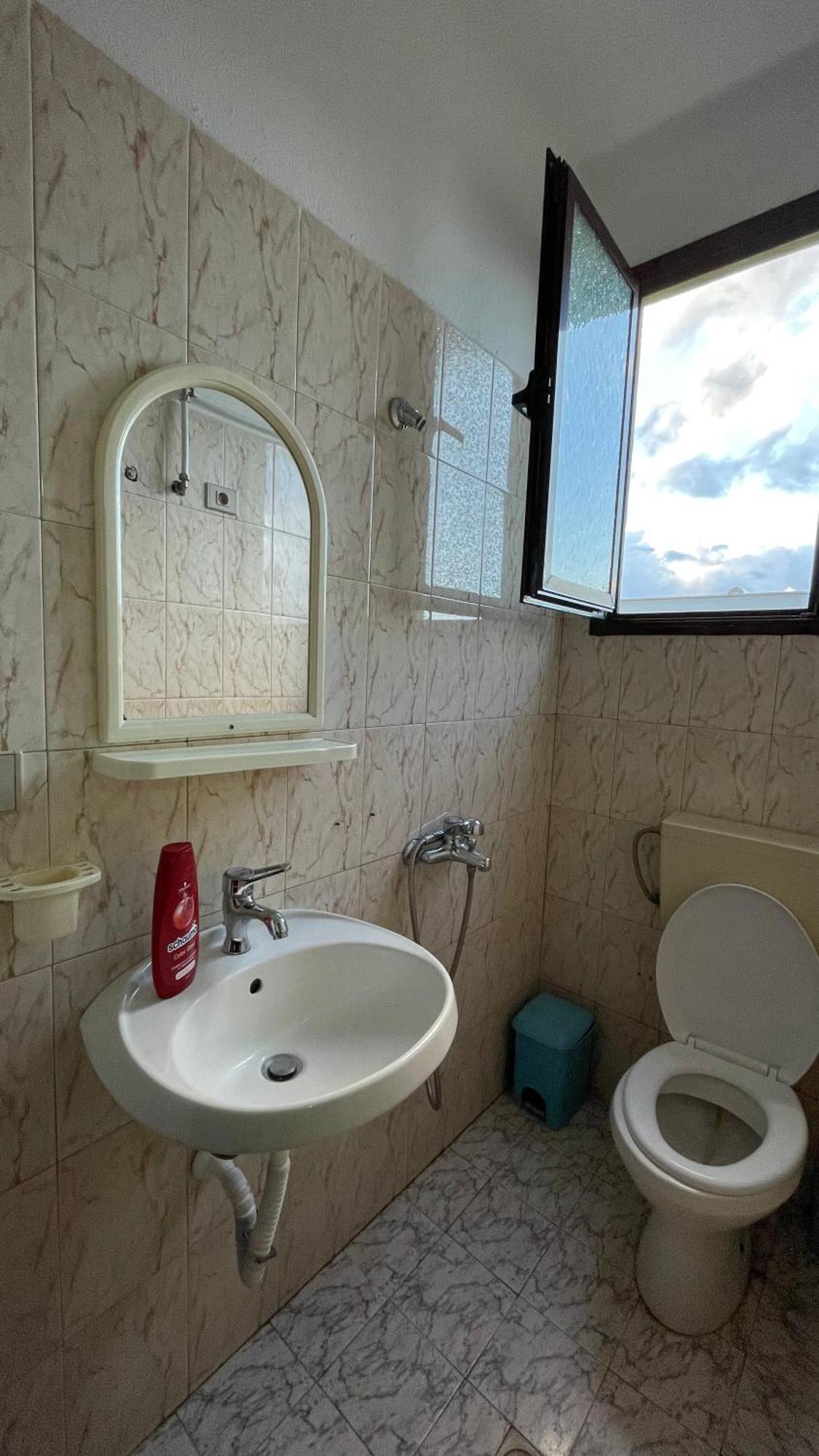 Vila Osmenaj Rent Room Or Apartment Vlorë 외부 사진